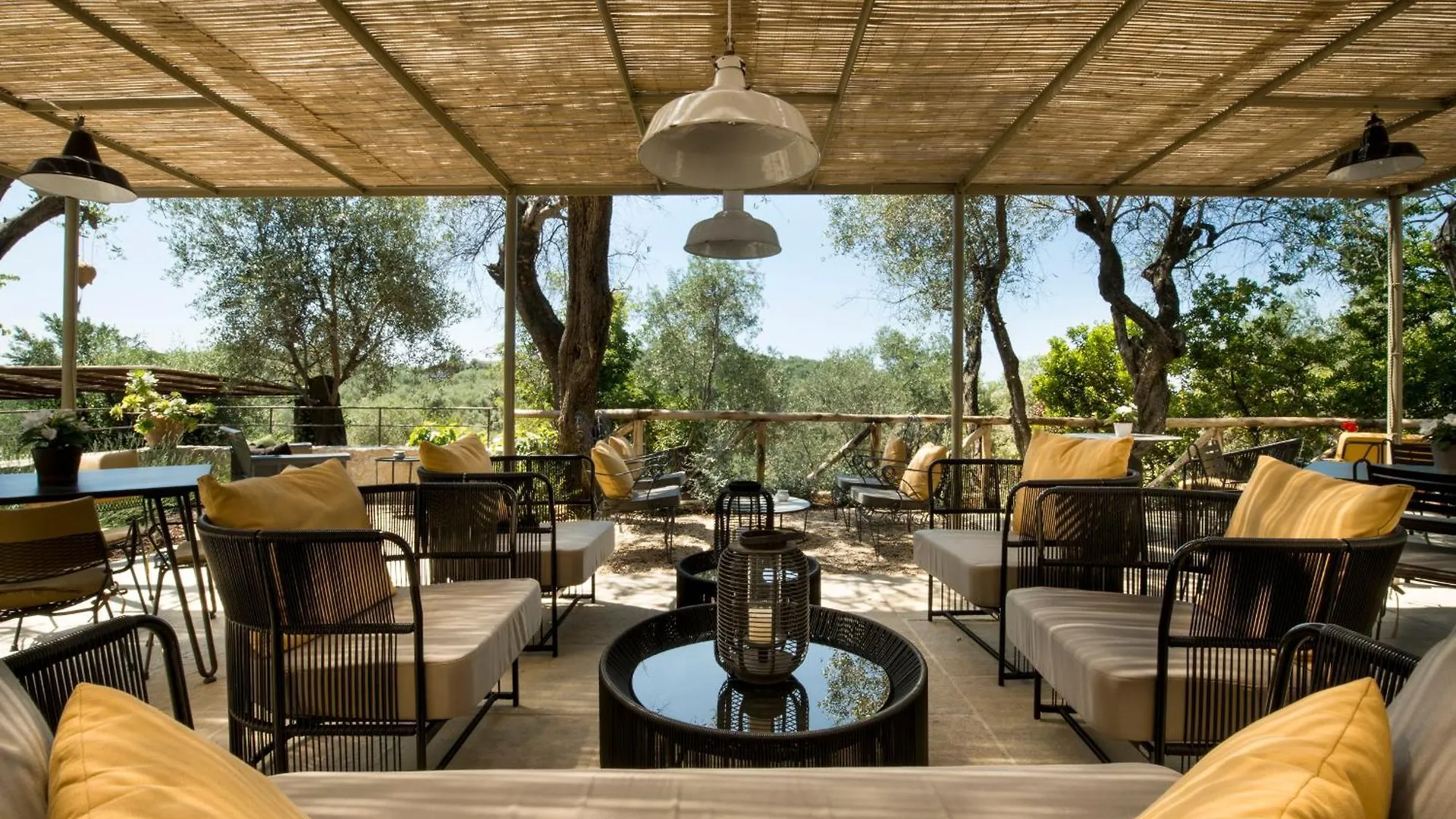 Locanda Al Colle Hotel Camaiore 0*,  Italië