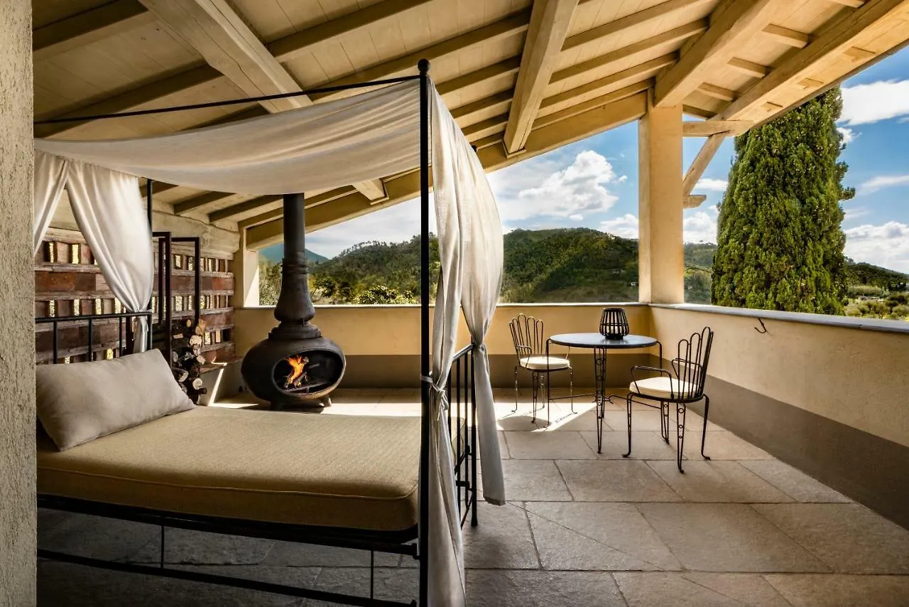 Locanda Al Colle Hotel Camaiore 0*,  Italië