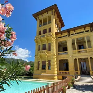 Hotel Moorings, Barga